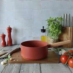 Casserole Ector Induction Aluminium Revêtu Manche En Bois 20 Cm Rouge -Casserole & Saveurs Magasin 108011 2 1 Casserole Ector induction aluminium revetu manche en bois 20 cm rouge Ogo