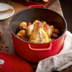 Produits populaires -Casserole & Saveurs Magasin 203008 1 2 Cocotte legere ovale en fonte d aluminium 32 cm 6 5 L rouge Mathon