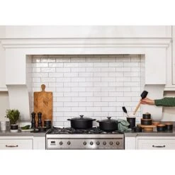 Le Creuset Cocotte Fonte Ovale 27 Cm Noir -Casserole & Saveurs Magasin 213195 2 2 Cocotte fonte ovale 27 cm noir Le Creuset