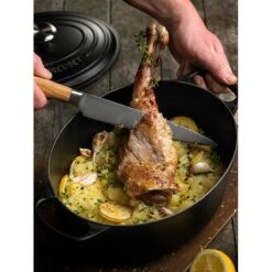 Le Creuset Cocotte Fonte Ovale 29 Cm Noir 5 Le Creuset Cocotte Fonte Ovale 29 Cm Noir -Casserole & Saveurs Magasin 213200 2 2 Cocotte fonte ovale 29 cm noir Le Creuset