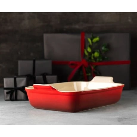 Le Creuset Plat Rectangulaire En Céramique émaillée 32 Cm Cerise 4 Le Creuset Plat Rectangulaire En Céramique émaillée 32 Cm Cerise – Image 4